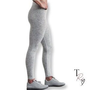 NOBULL White Heather Plush Tight Leggings Soft Knit Mid Rise Size Medium